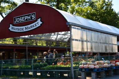 Josephs Wayside Market, Napoli, New York taşrası, 20 Eylül 2020 'de görüldüğü gibi..