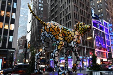 NEW YORK, New York - 18 Ekim 2022 'de görüldüğü üzere, Vizsla Daphne, New York City' de Will Kurtz sergisinde.