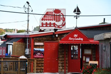 PORTSMOUTH, NH - 3 Ekimde görüldüğü üzere Portsmouth, New Hampshire 'a Eski Feribot İnişi.