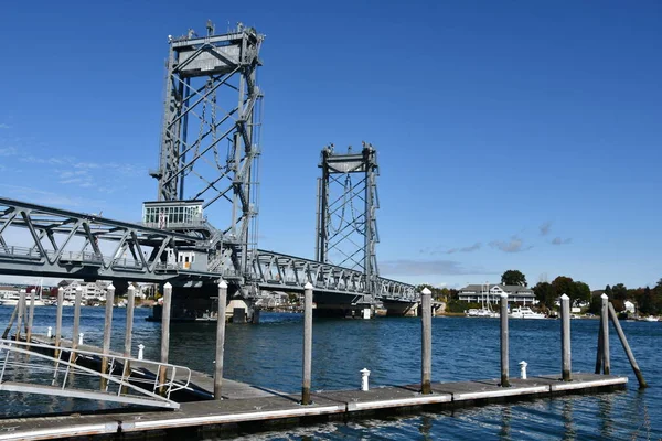 Portsmouth Oct Memorial Bridge Uit Eerste Wereldoorlog Portsmouth New Hampshire — Stockfoto