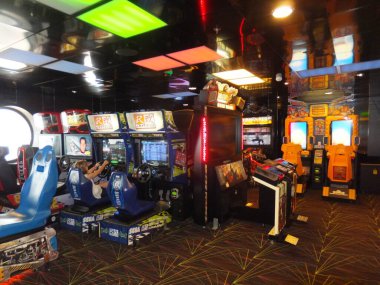 Fort Lauderdale, Florida 'da 18 Kasım 2012' de görüldüğü üzere Royal Karayipler 'deki Allure of the Seas yolcu gemisi.