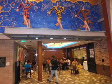 Fort Lauderdale, Florida 'da 18 Kasım 2012' de görüldüğü üzere Royal Karayipler 'deki Allure of the Seas yolcu gemisi.