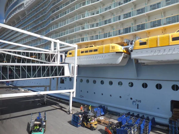 Fort Lauderdale Lis Allure Seas Cruise Ship Royal Caribbean Fort — Zdjęcie stockowe