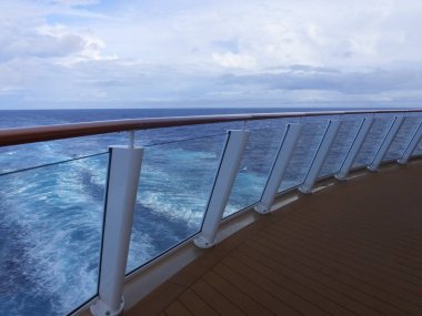 BERMUDA - 8 Eylül 2013 'te New York' ta görüldüğü gibi Norveç 'ten ayrılışı. Yıl boyunca New York 'tan eve getirilen en büyük yolcu gemisiydi..