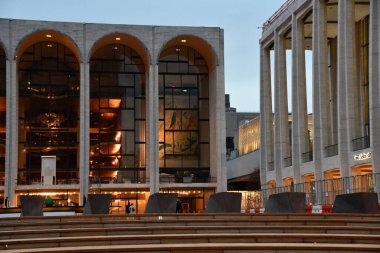 NEW YORK, NY - 25 Aralık 2022 'de New York' taki Lincoln Center.