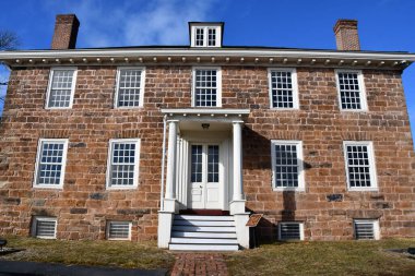 PISCATaway, NJ - 27 Şubat 2021 'de görüldüğü üzere Piscataway, New Jersey' deki Cornelius Low House.