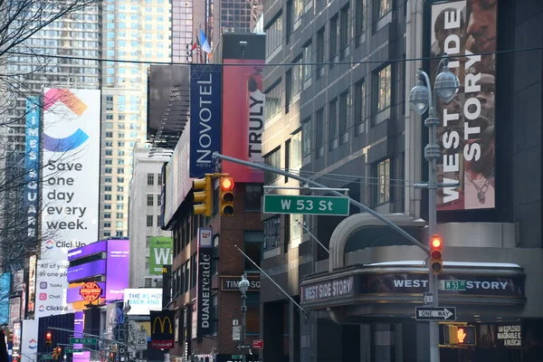 New York Feb Times Square Met Broadway Theaters Geanimeerde Led — Stockfoto