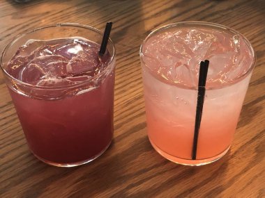 İki Lezzetli Kokteyl İçkisi