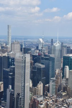 NEW YORK, NY - 20 Haziran 2021 'de Hudson Yards' daki The Edge Observation Deck 'ten New York City' nin Hava Görüntüsü.