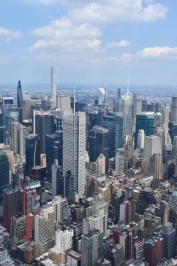 NEW YORK, NY - 20 Haziran 2021 'de Hudson Yards' daki The Edge Observation Deck 'ten New York City' nin Hava Görüntüsü.