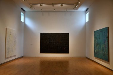 RIDGEFIELD, CT - 10 Temmuz 2021 'de Ridgefield, Connecticut' taki Aldrich Çağdaş Sanat Müzesi 'nde görüldüğü gibi.