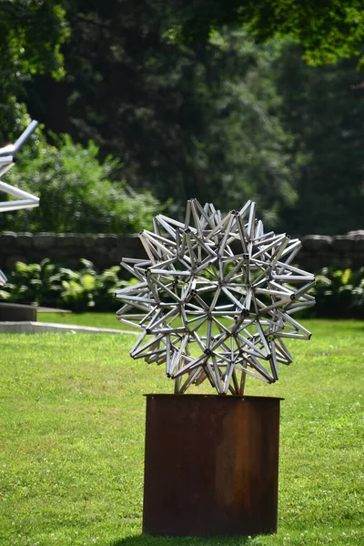 Ridgefield Jul Stars Survey Frank Stella Exhibition Aldrich Contemporary Art — 图库照片