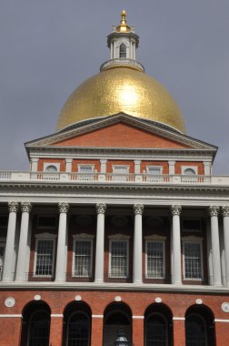 Massachusetts eyalet evi