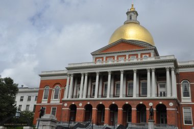 Massachusetts eyalet evi