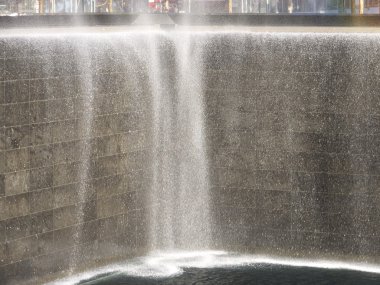 Anma töreninde New York City'deki Dünya Ticaret Merkezi Ground Zero