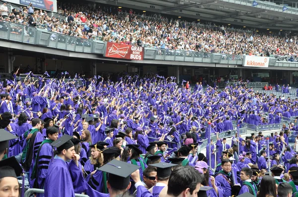 New York Üniversitesi (Nyu) 181st mezuniyet töreni