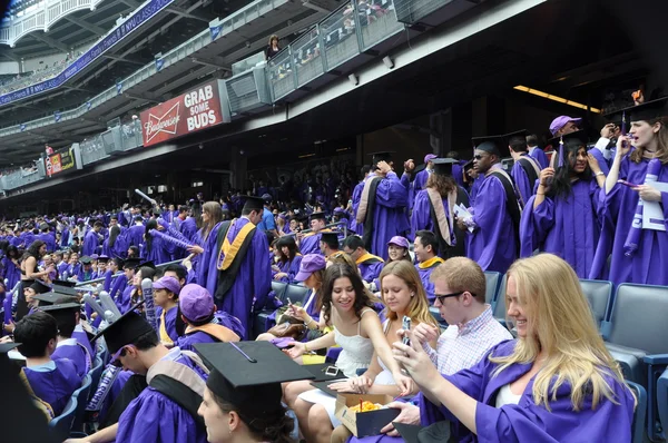 New York Üniversitesi (Nyu) 181st mezuniyet töreni