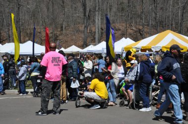 meriden, connecticut 37 yıllık nergis Festivali törende