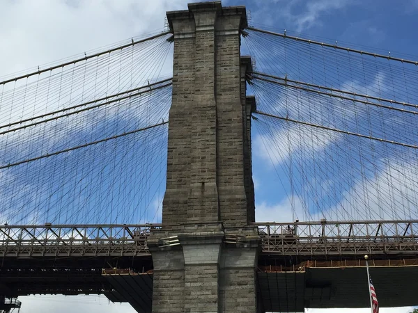 Brooklyn Bridge em Nova York — Fotografia de Stock