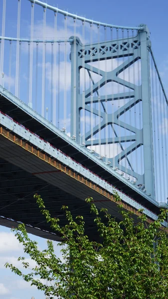 Benjamin Franklin Bridge na Filadélfia — Fotografia de Stock