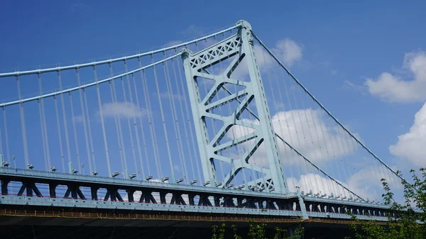 Benjamin Franklin Bridge na Filadélfia — Fotografia de Stock