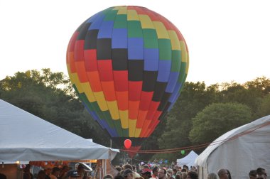 Balon kızdırma 2015 Plainville yangın firma sıcak hava balon Festivali alacakaranlıkta
