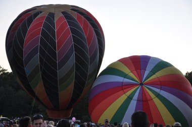 Balon kızdırma 2015 Plainville yangın firma sıcak hava balon Festivali alacakaranlıkta