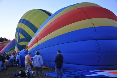 Şafakta 2015 Plainville yangın şirket sıcak hava balon Festivali açılışında balon