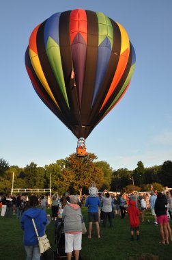 Şafakta 2015 Plainville yangın şirket sıcak hava balon Festivali açılışında balon