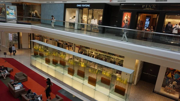 O centro comercial em Short Hills em Nova Jersey — Fotografia de Stock