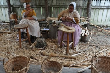Colonial Williamsburg Virginia'da Basketmaker