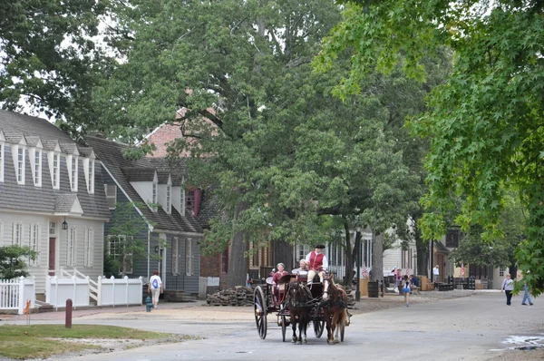 Horse-drawn carriage rides in Williamsburg, Virginia — Stock Photo, Image