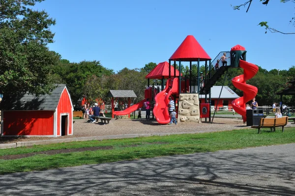 Parque infantil na Bluebird Gap Farm em Hampton, Virgínia — Fotografia de Stock