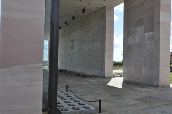 Virginia War Memorial in Richmond — Stock Photo, Image