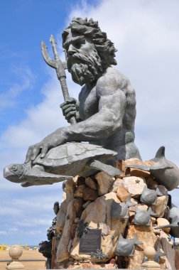 Kral Neptün ün heykeli Virginia Beach