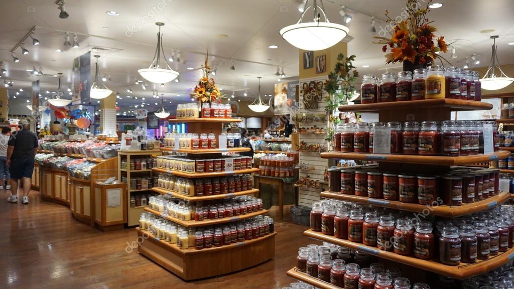 WILLIAMSBURG, VA - SEP 9: Yankee Candle Village in Williamsburg, Virginia, as seen on Sep 8, 2015. The store has over 400,000 candles in more than 200 different famous Yankee Candle scents.