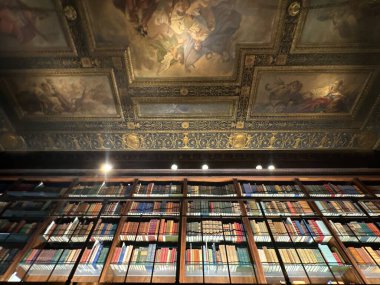 NEW YORK, NY - 3 AUG: New York 'taki Morgan Kütüphanesi ve Müzesi' nde J. Pierpont Morgan Kütüphanesi, 3 Ağustos 2024.