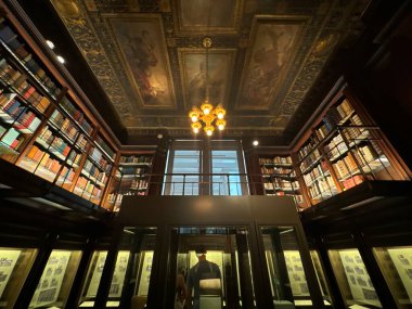 NEW YORK, NY - 3 AUG: New York 'taki Morgan Kütüphanesi ve Müzesi' nde J. Pierpont Morgan Kütüphanesi, 3 Ağustos 2024.