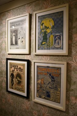 NEW YORK NY - 3 AUG: New York 'taki Toplum İllüstratörleri Müzesi' nde sergi, 3 Ağustos 2024.