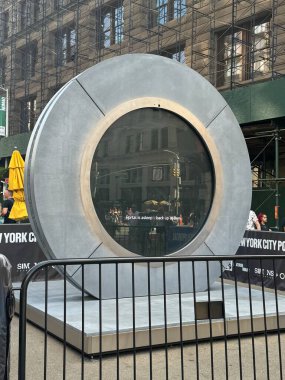 NEW YORK NY - 3 AUG: New York-Dublin Portal Manhattan, New York, 3 Ağustos 2024 'te görüldüğü gibi.