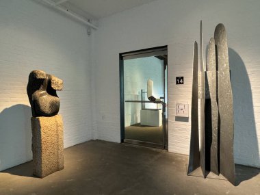 NEW YORK NY - 24 AUG: New York 'taki Noguchi Müzesi' nde sergi, 24 Ağustos 2024.