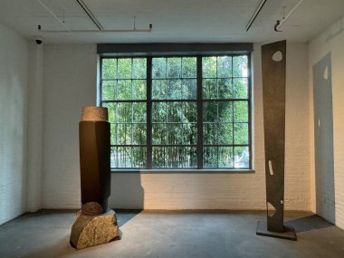 NEW YORK NY - 24 AUG: New York 'taki Noguchi Müzesi' nde sergi, 24 Ağustos 2024.