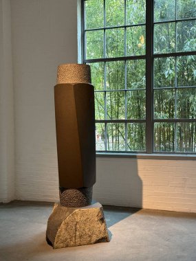 NEW YORK NY - 24 AUG: New York 'taki Noguchi Müzesi' nde sergi, 24 Ağustos 2024.