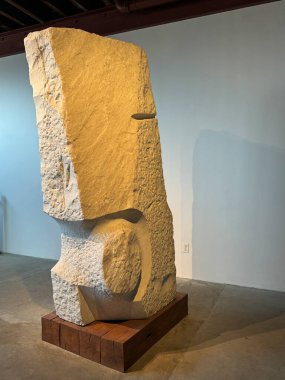 NEW YORK NY - 24 AUG: New York 'taki Noguchi Müzesi' nde sergi, 24 Ağustos 2024.