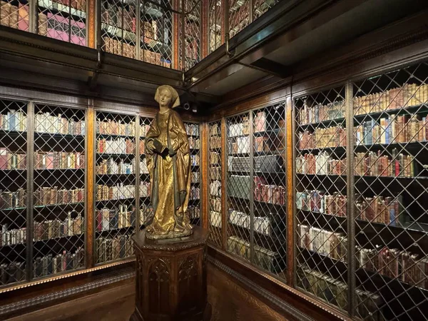 NEW YORK, NY - 3 AUG: New York 'taki Morgan Kütüphanesi ve Müzesi' nde J. Pierpont Morgan Kütüphanesi, 3 Ağustos 2024.