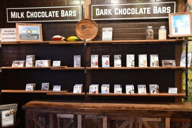 KAILUA KONA, HI - 11 AUG: Puna Çikolata Şirketi Hawaii 'deki Kailua Kona' da, 11 Ağustos 2022 'de görüldüğü gibi.