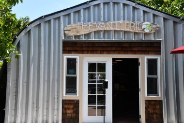 KAILUA-KONA HI - 11 Ağustos 2022 'de Hawaii' deki Büyük Ada Kailua-Kona 'daki Vanilya Çiftliği' nde görüldüğü gibi.