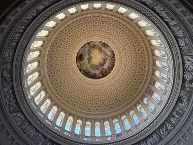 WASHINGTON DC - 4 Temmuz 2025 'te Washington DC' deki ABD Kongresi Ziyaretçi Merkezi 'nde Rotunda' da sergiler.