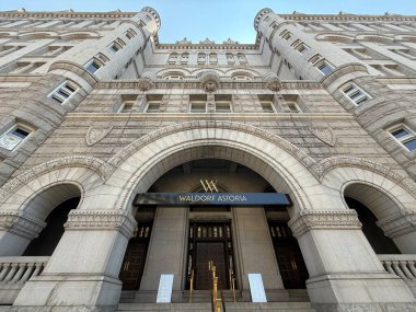 WASHINGTON DC - 3 Temmuz 2025 'te görüldüğü üzere Washington' daki Waldorf Astoria Hotel.
