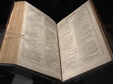 WASHINGTON DC - 5 Temmuz 2025 'te Washington' daki Folger Shakespeare Kütüphanesi 'nde sergi.